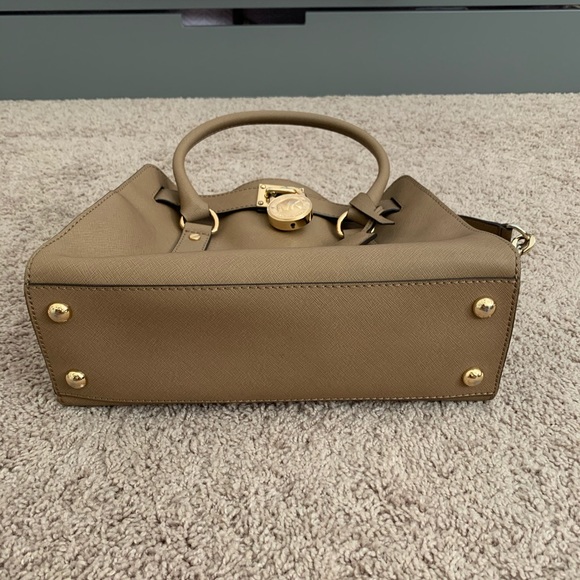 Michael Kors Hamilton Saffiano Leather Medium Satchel - Picture 5 of 8